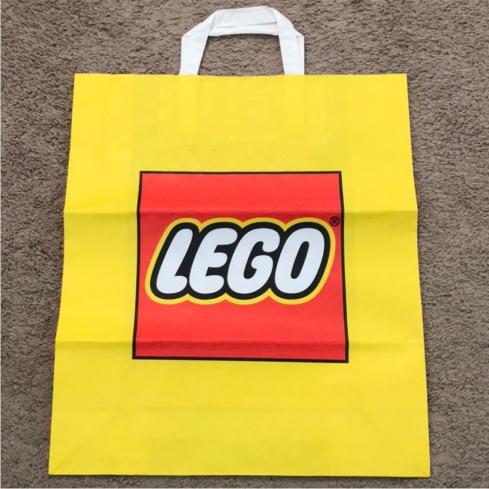 ⭐️LEGO Shopping Bag⭐️